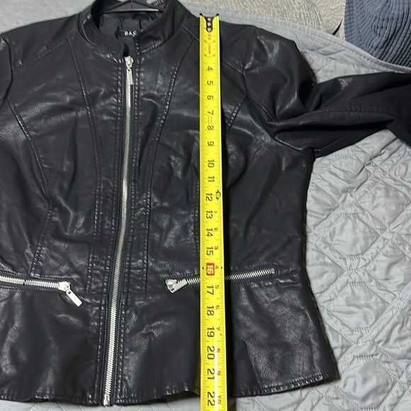 Baccini Black Faux Leather Moto Jacket - Size L, NWT, Chic & Versatile - Picture 10 of 10